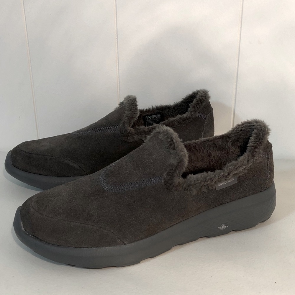 Skechers GoWalk 5 Cozy slip-ons